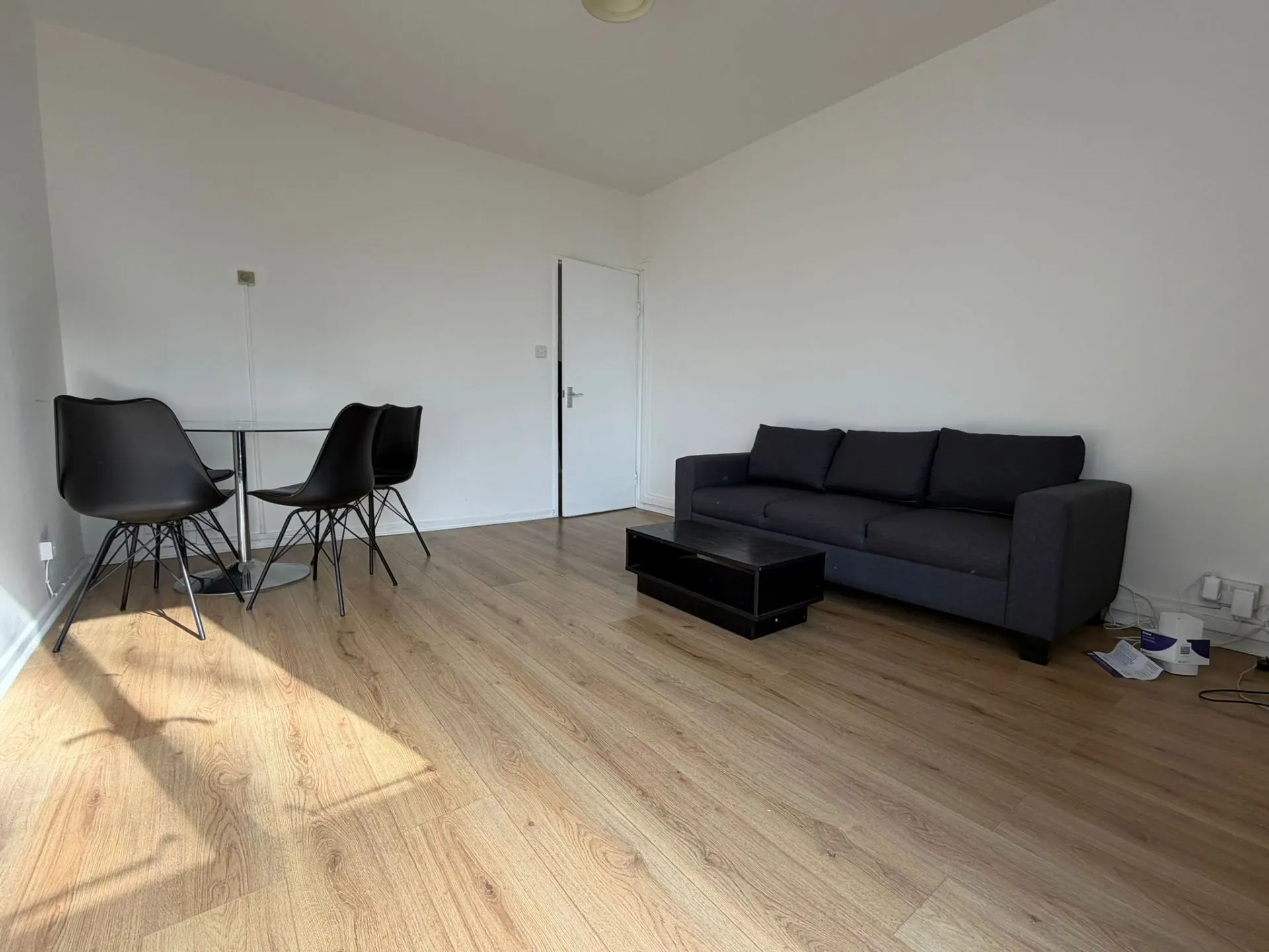 Flat in London - Image 4