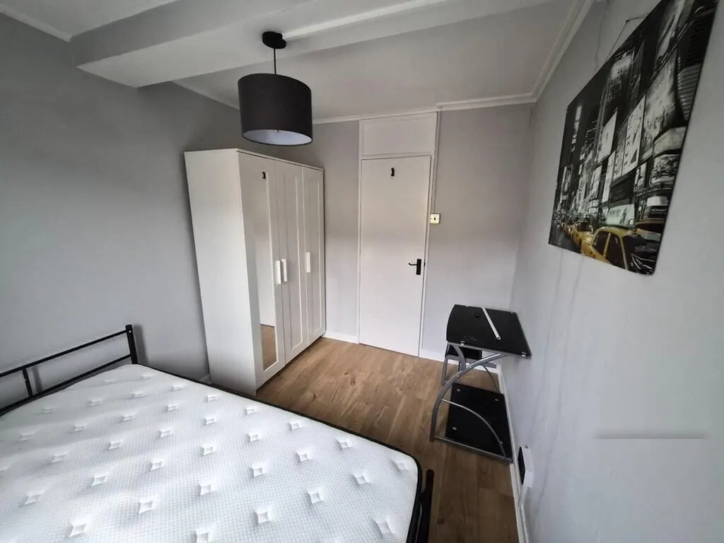 House in London - Image 5