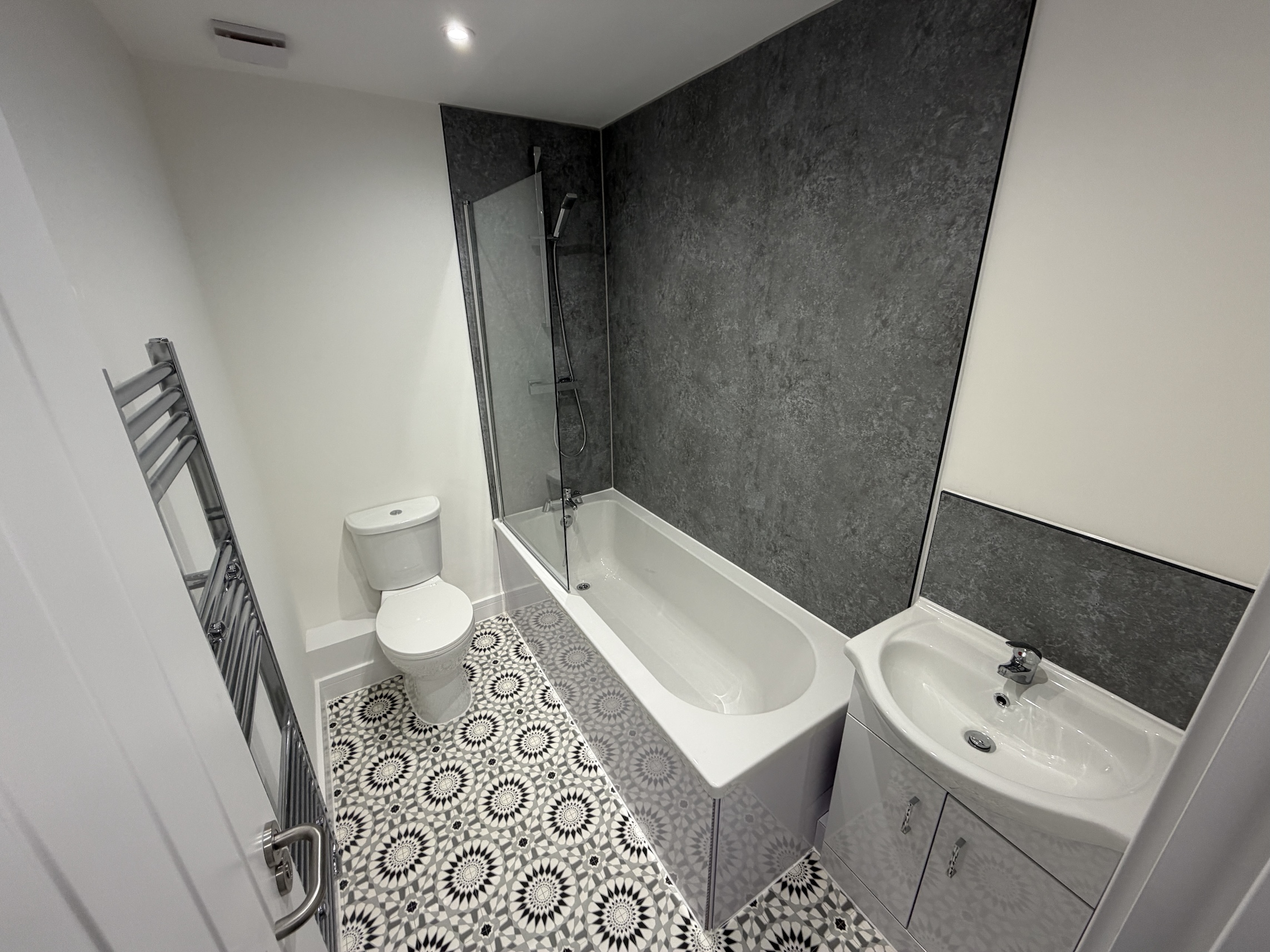 House in Preston - Image 4