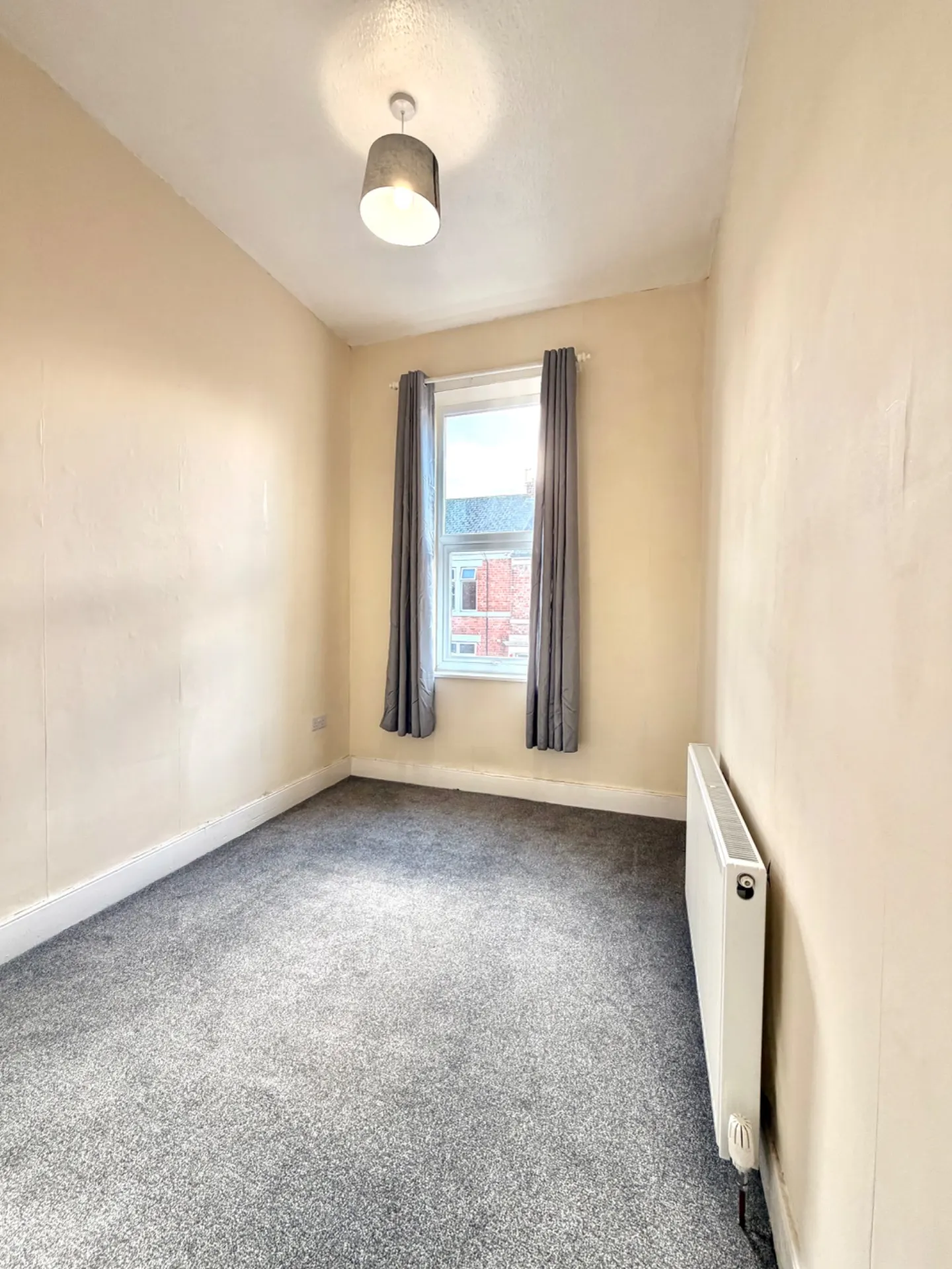 Flat in Gateshead - Image 8