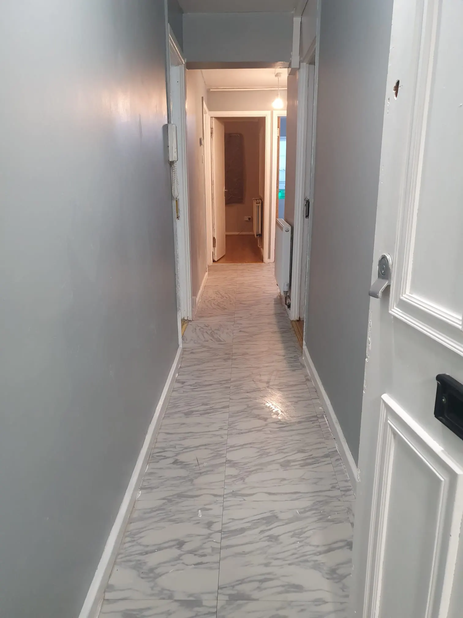 Flat in London - Image 6