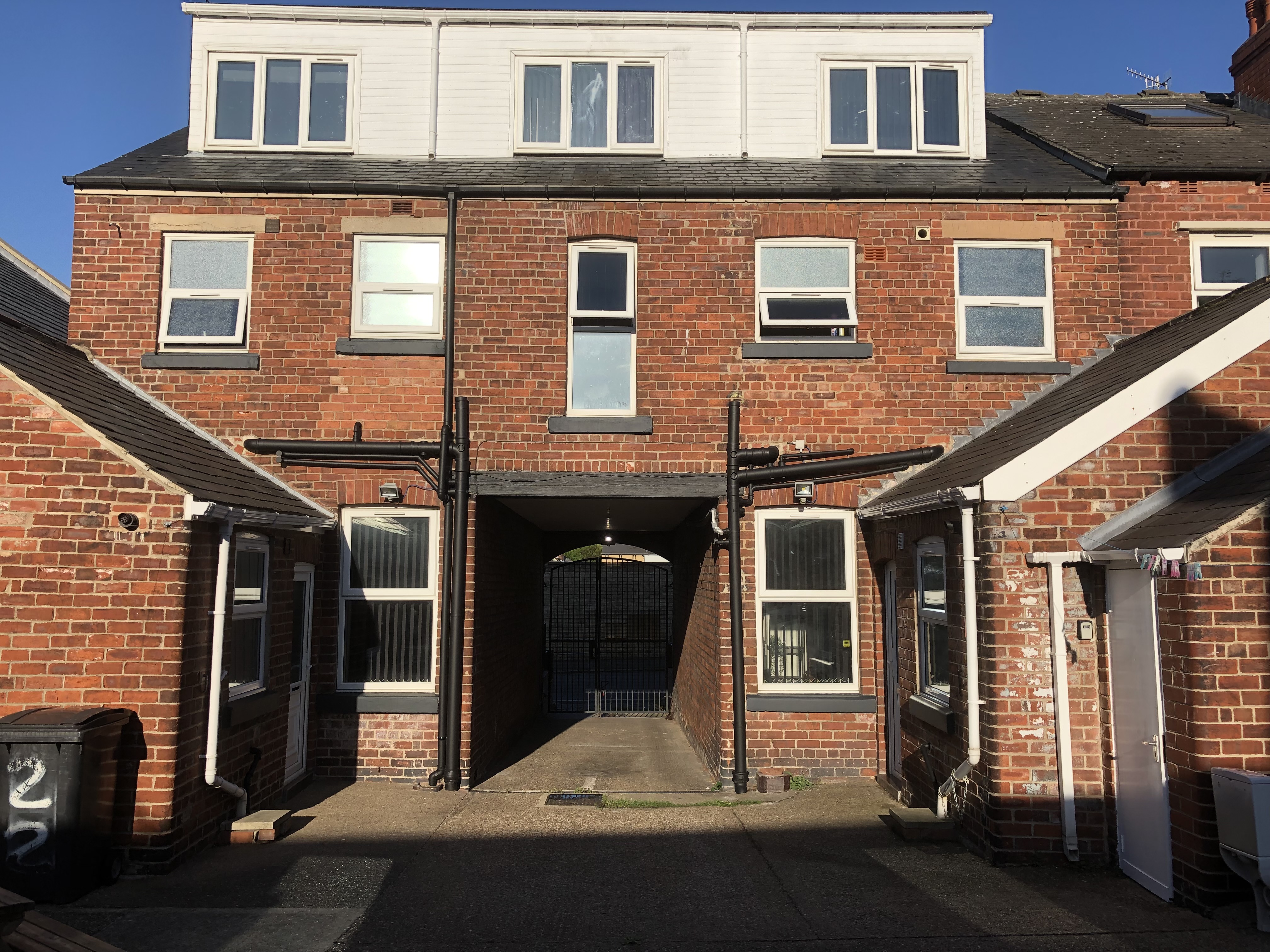 House in Sheffield - Image 3