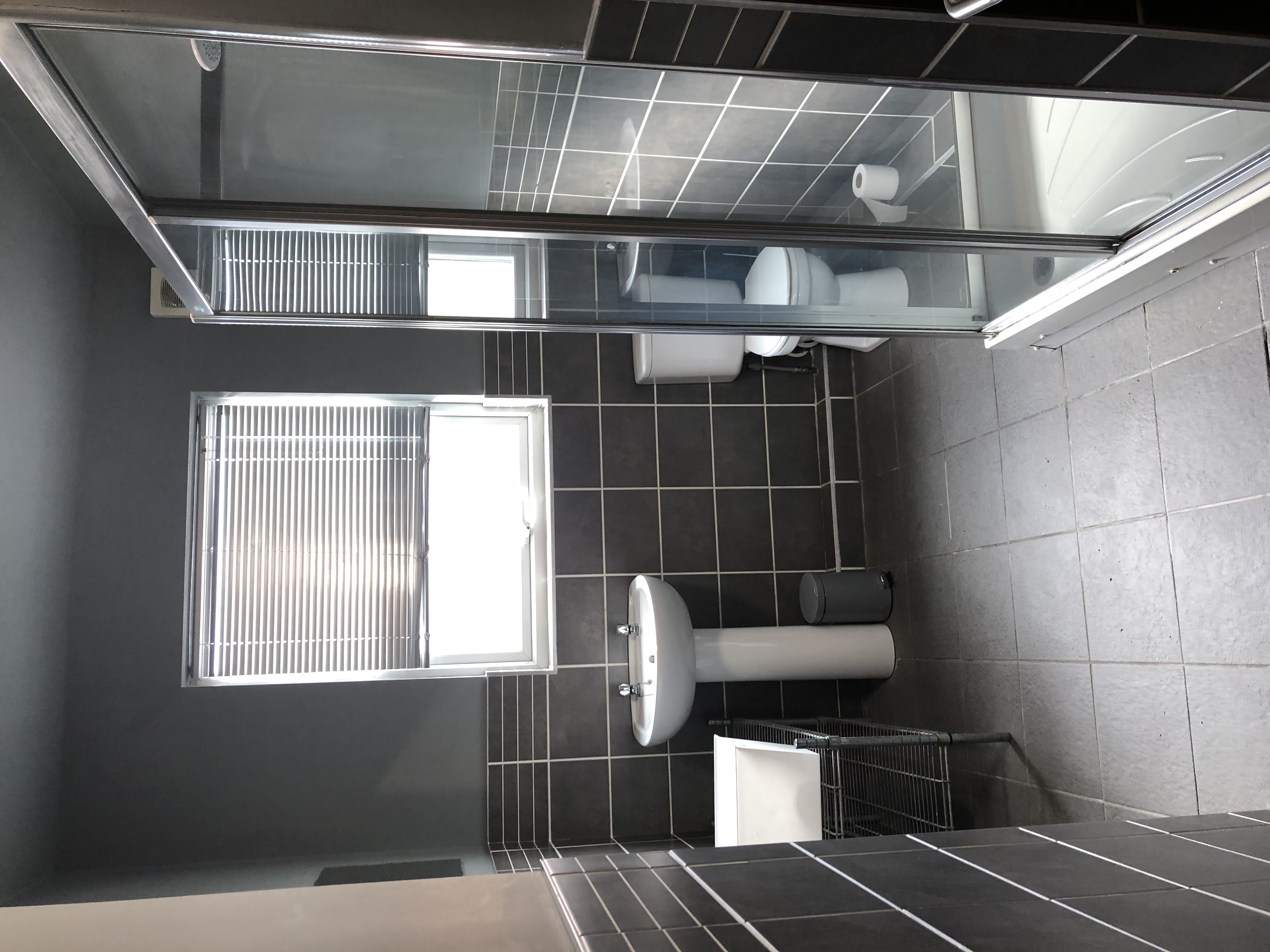 House in Sheffield - Image 4
