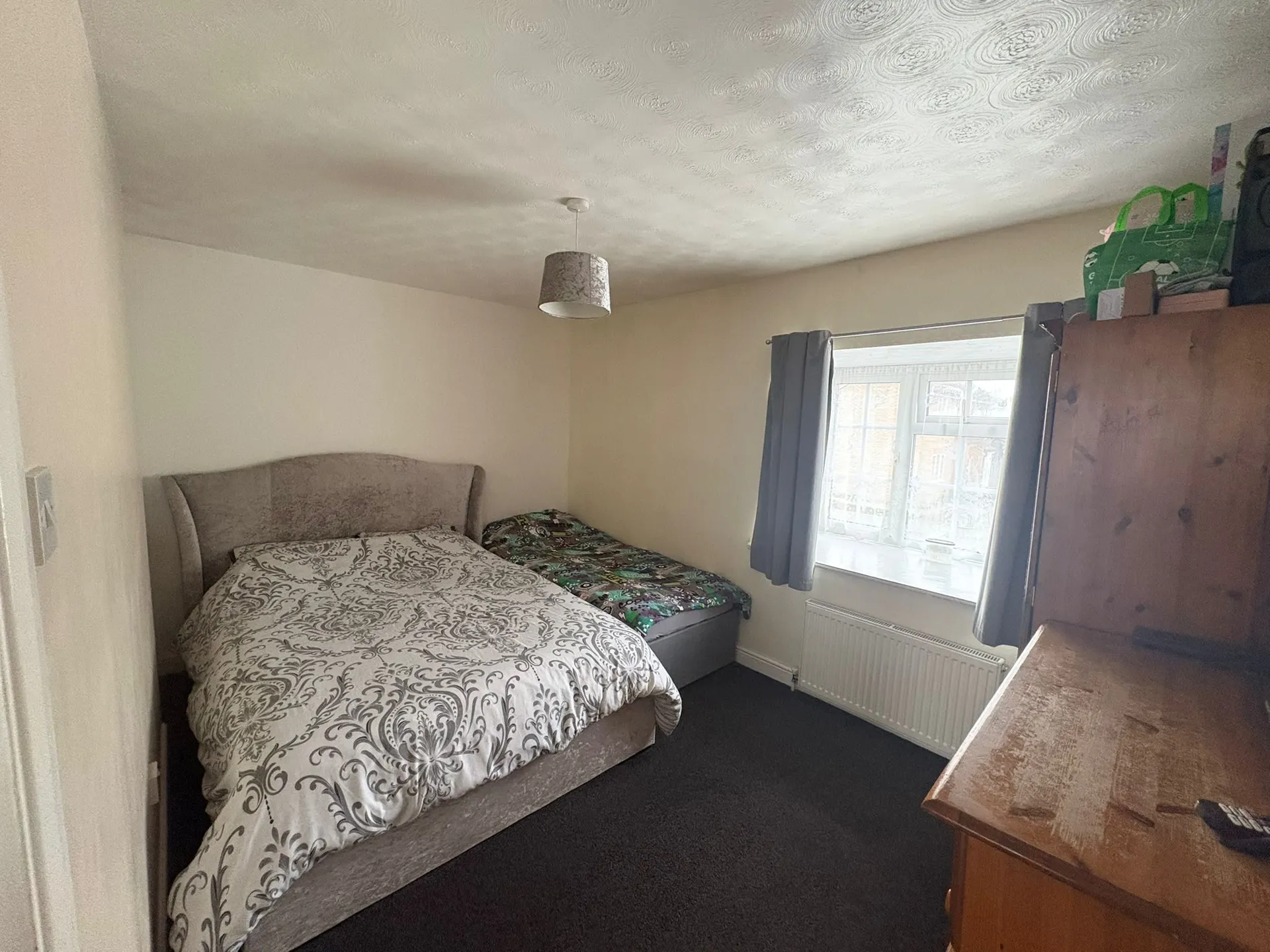 House in Luton - Image 10