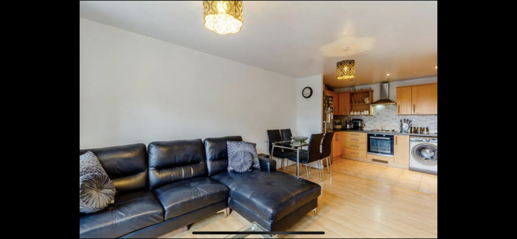 Flat in Luton - Image 4