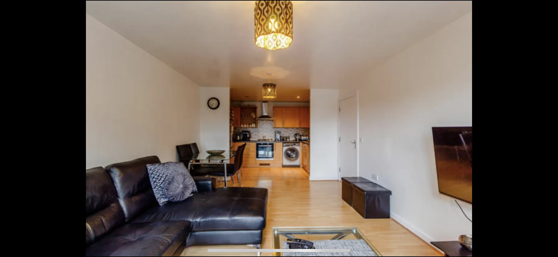 Flat in Luton - Image 5