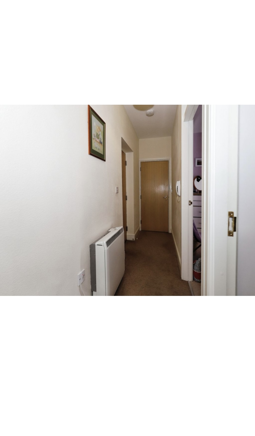 Flat in Wolverhampton - Image 2