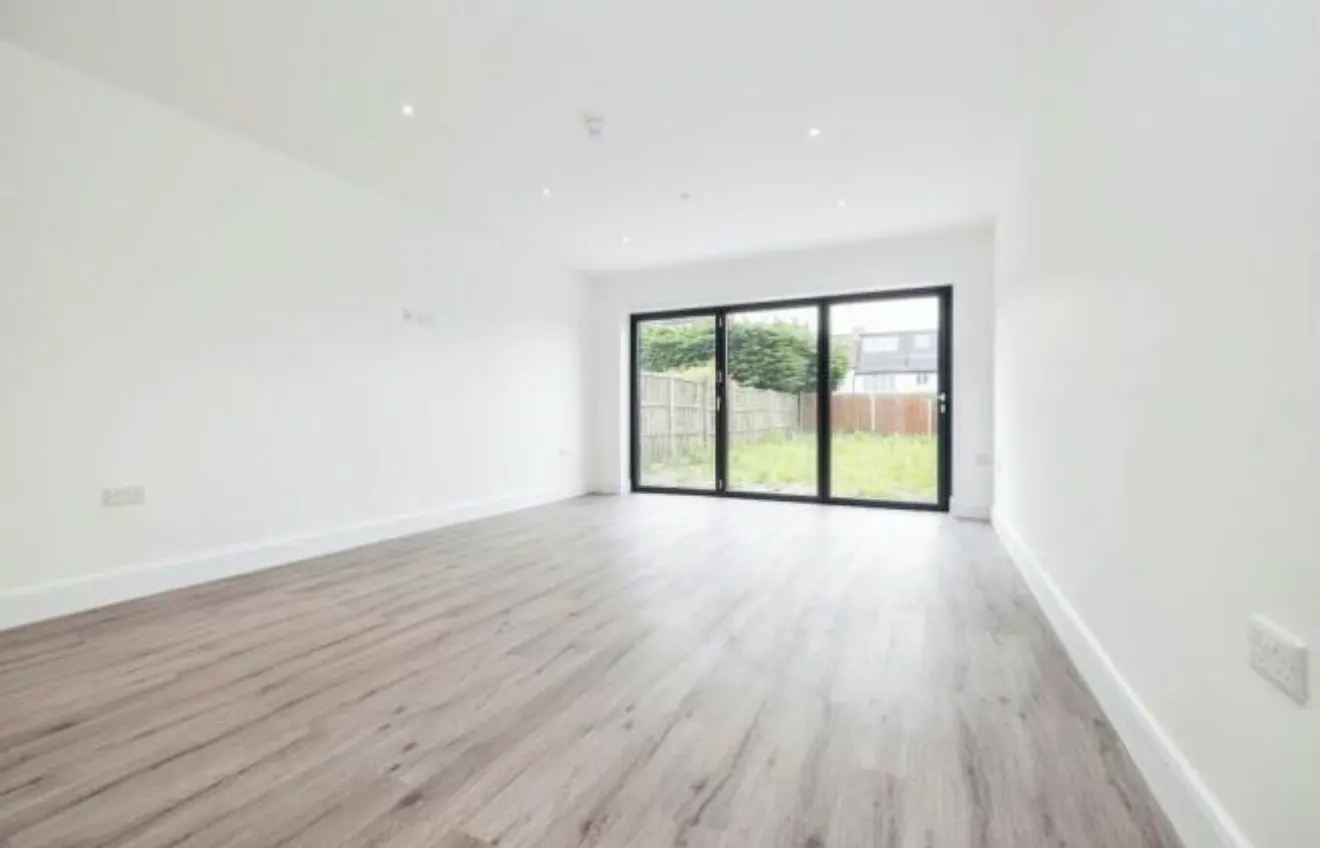 House in Bushey - Image 5