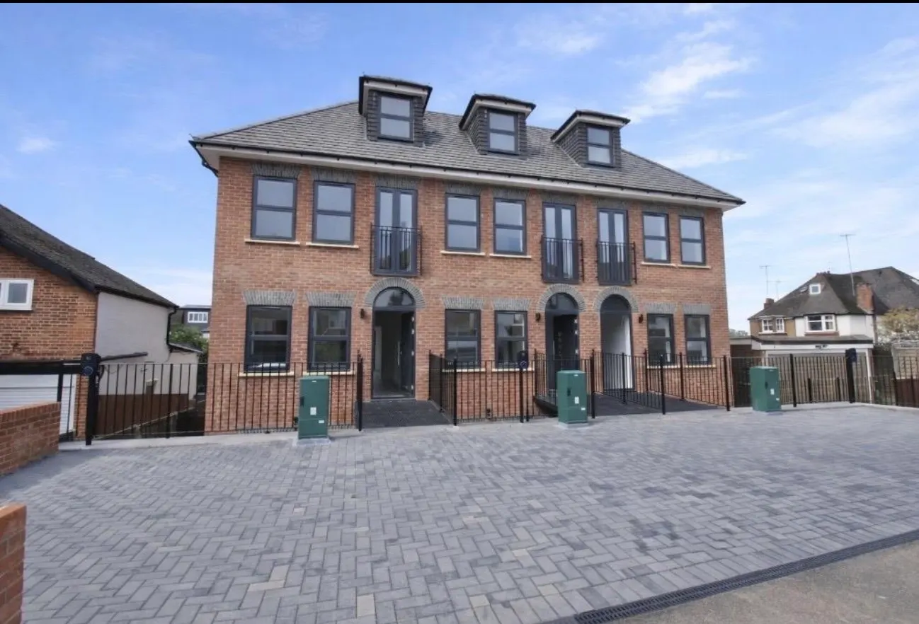 House in Bushey - Image 7