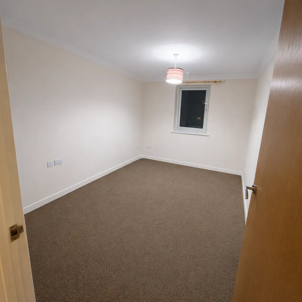 Flat in London - Image 2