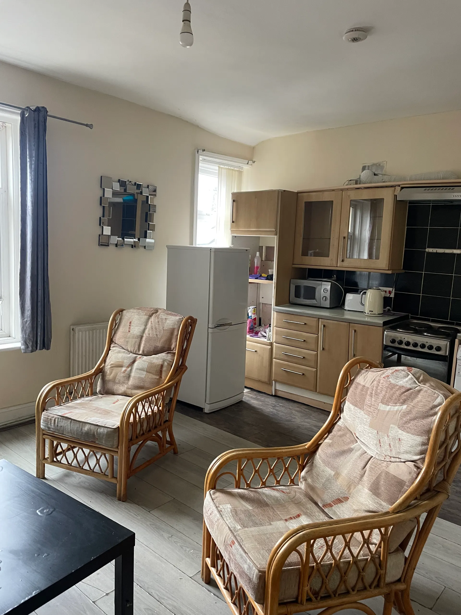Flat in Nelson - Image 2