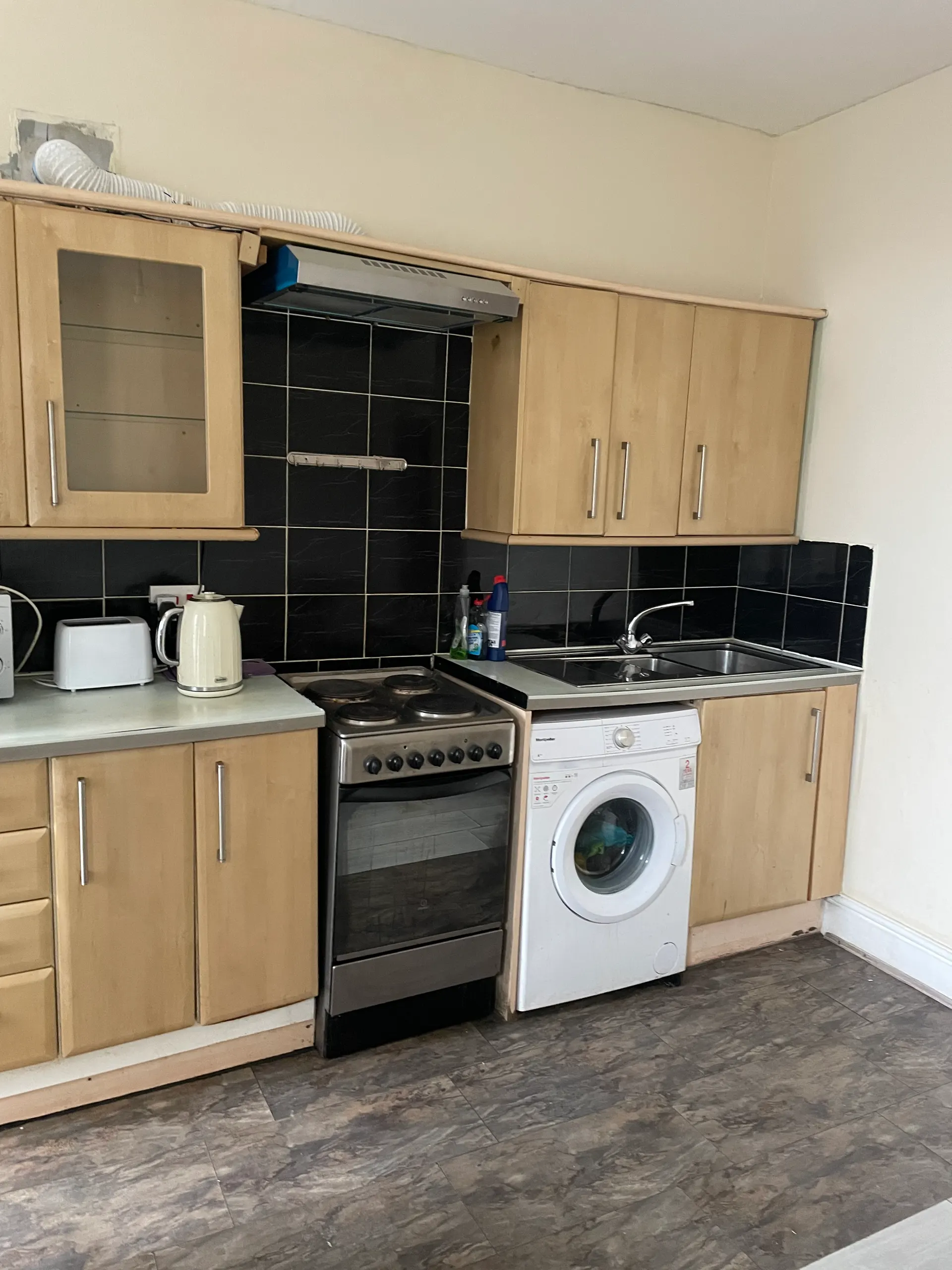 Flat in Nelson - Image 4