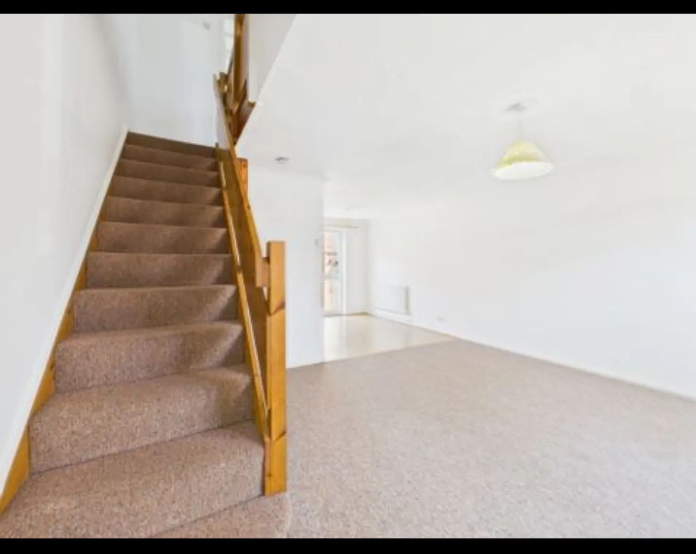 House in Basingstoke - Image 3