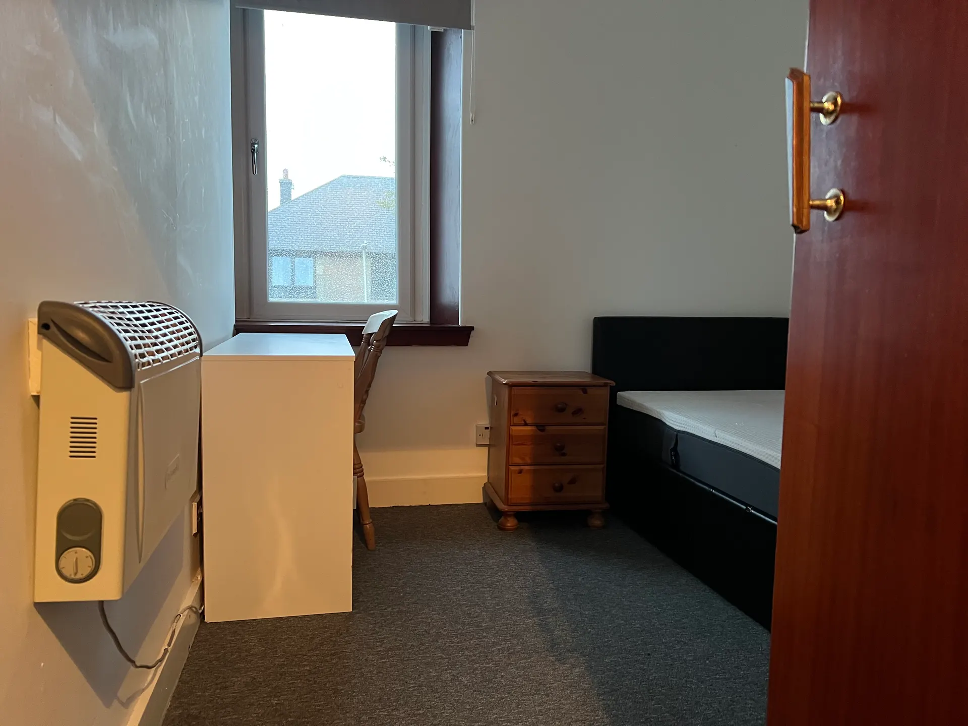 Flat in Aberdeen - Image 10