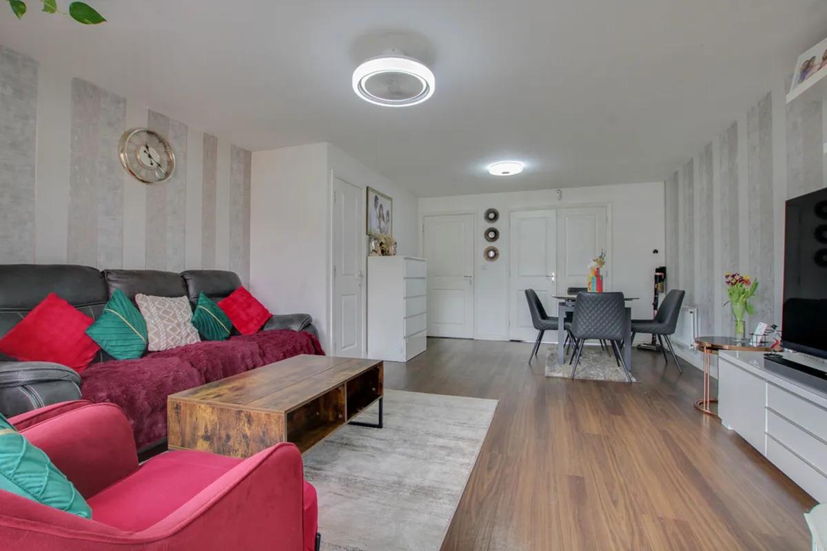House in Basildon - Image 2