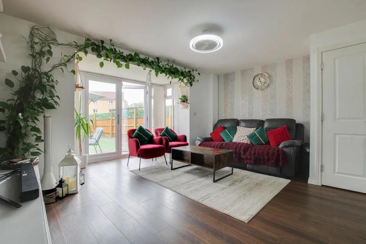 House in Basildon - Image 3