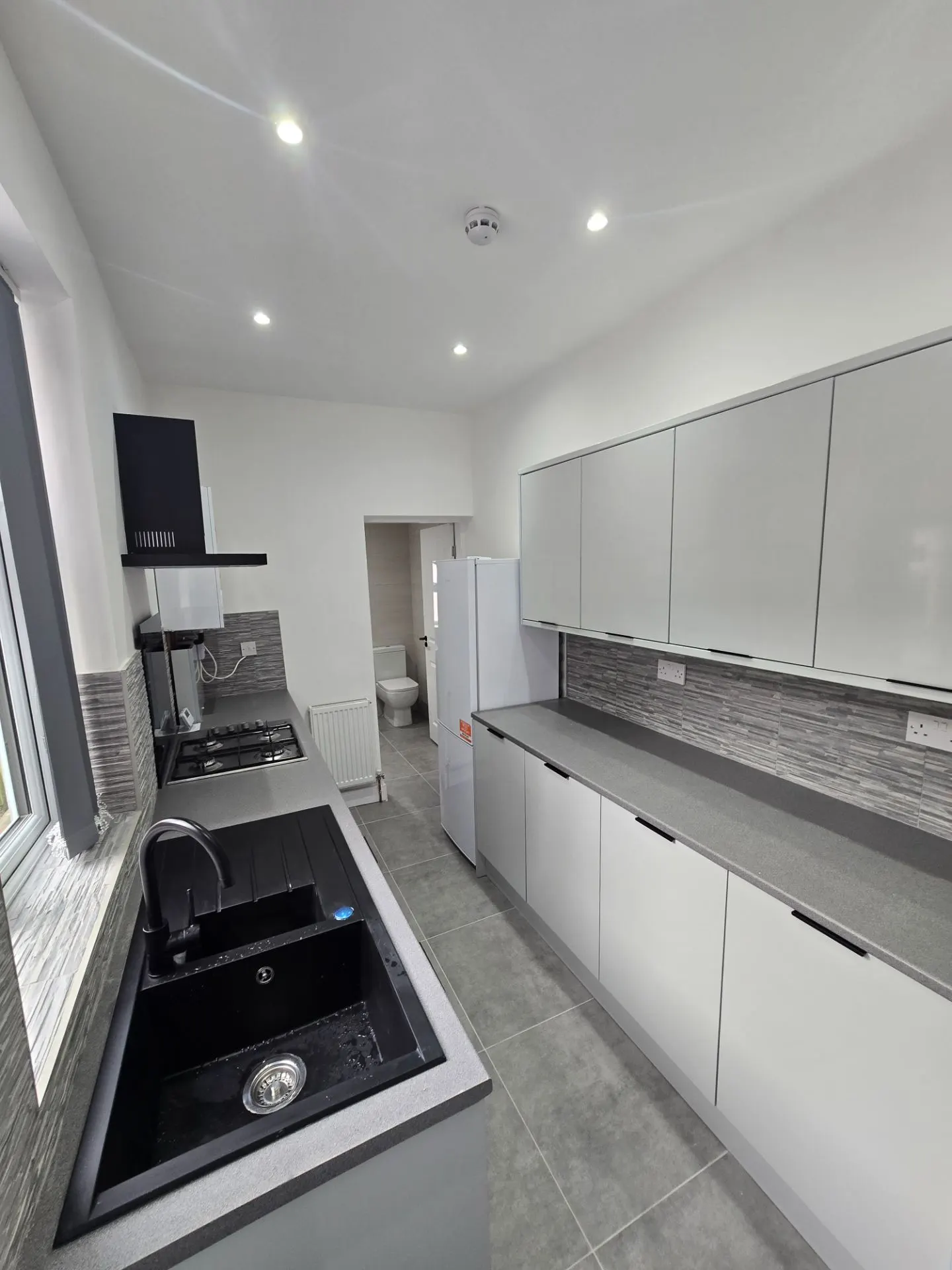House in Coventry - Image 4