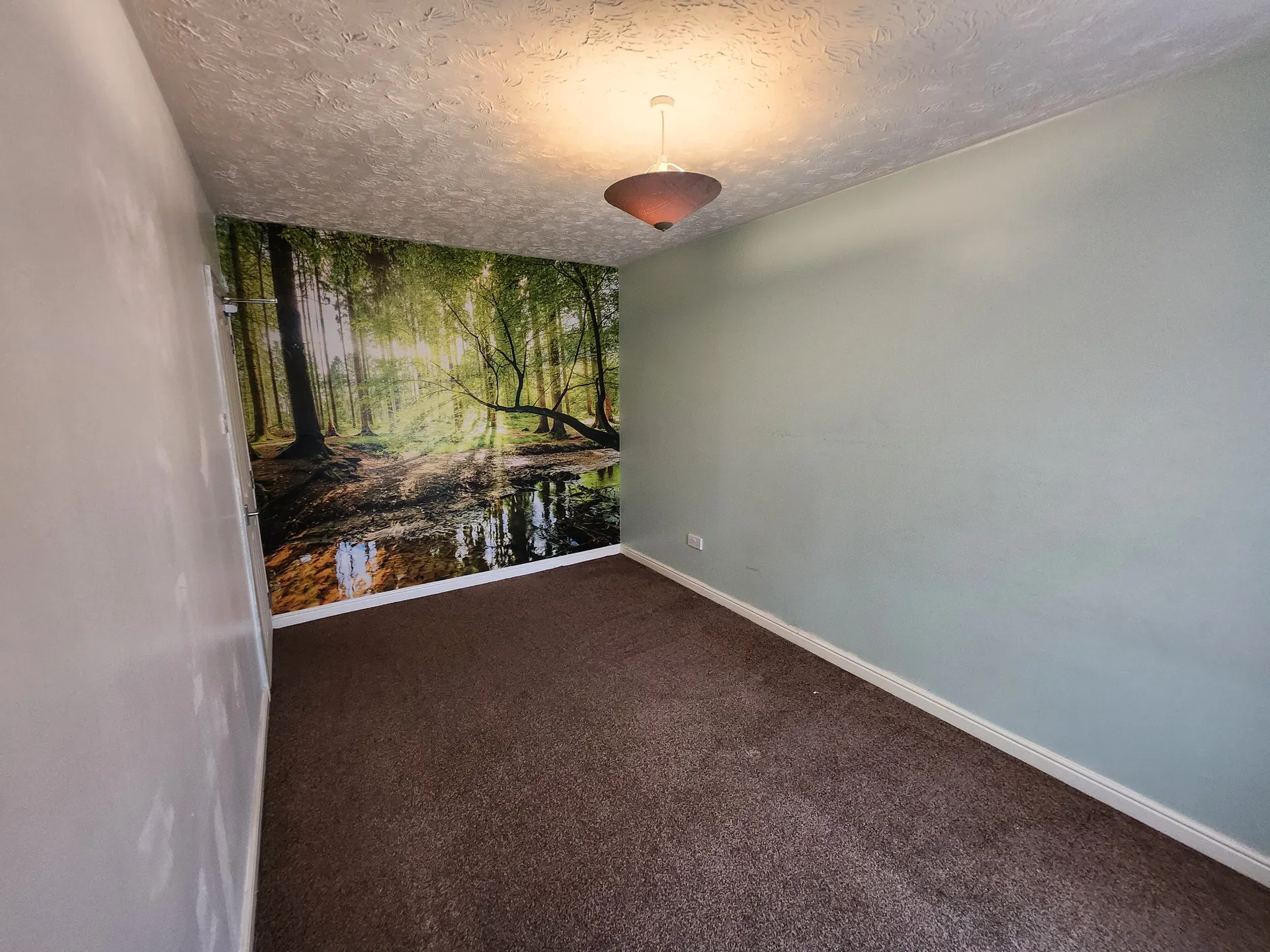 House in Romford - Image 8