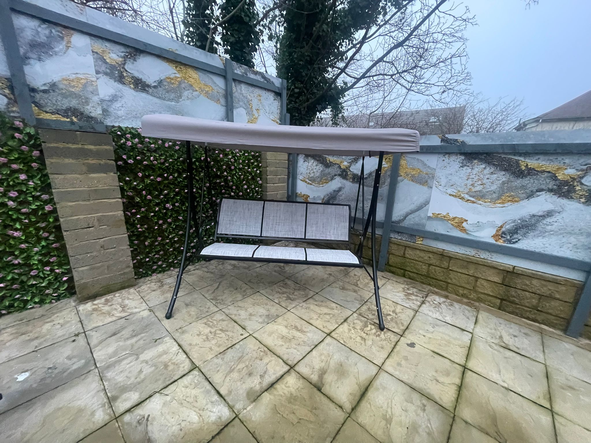 House in Bradford - Image 2