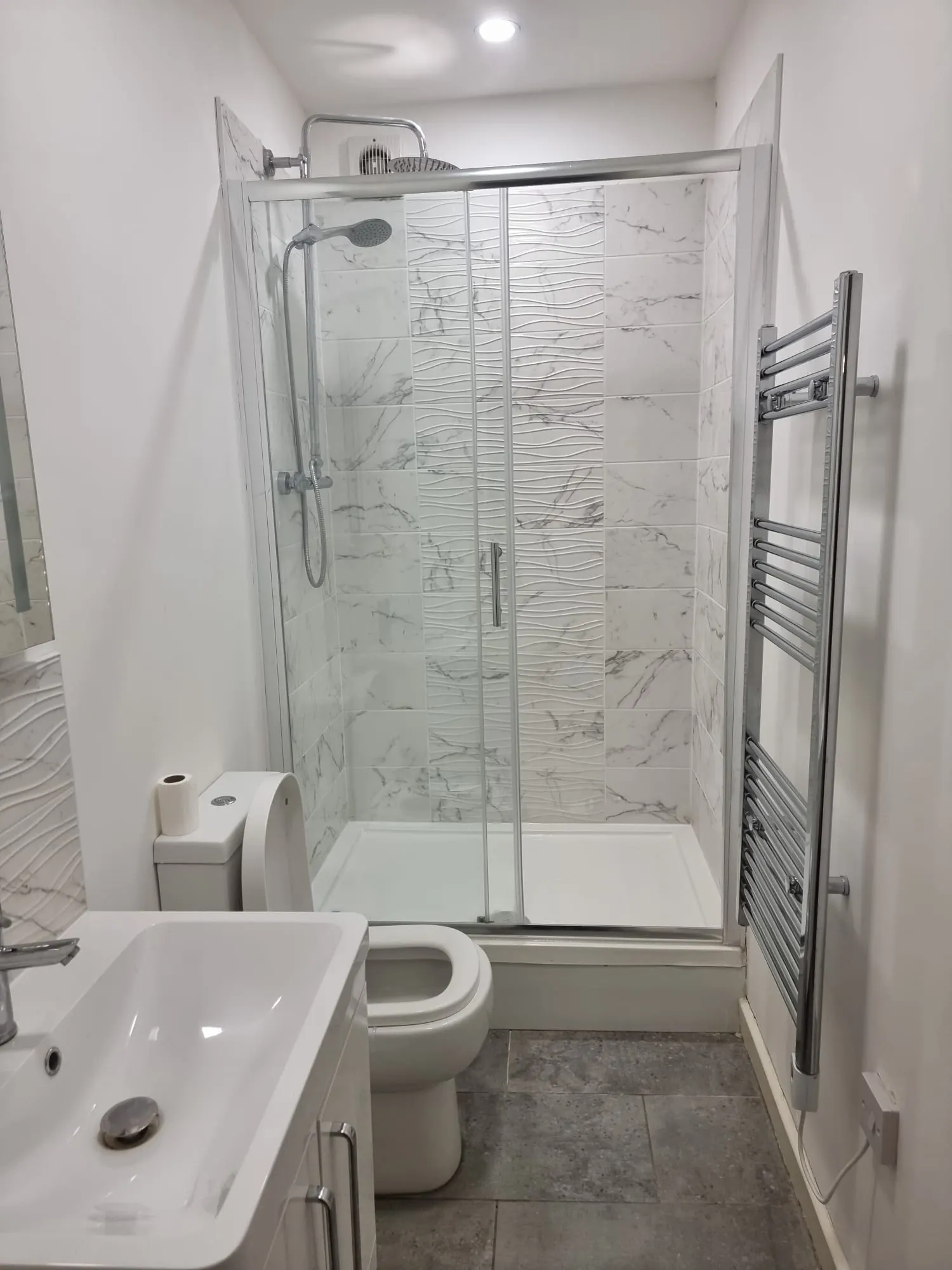 Flat in Gloucester - Image 10