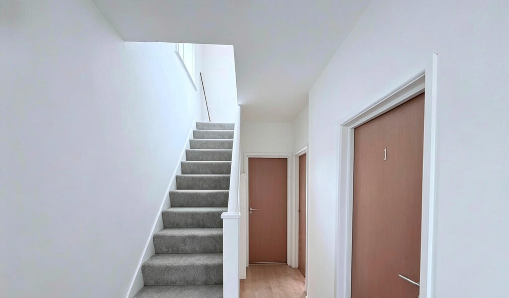 House in Greenford - Image 2