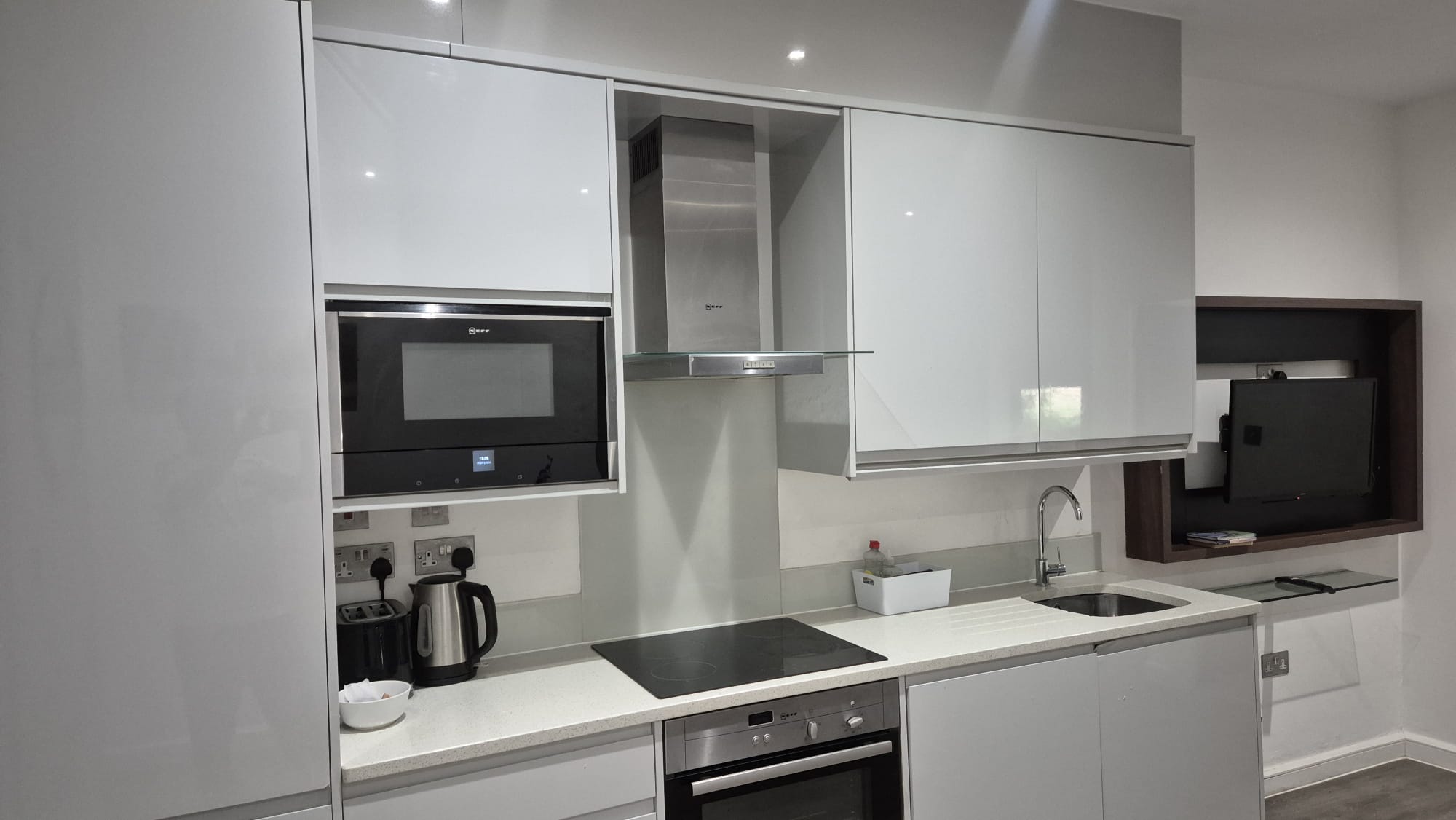 Block in Milton Keynes - Image 3