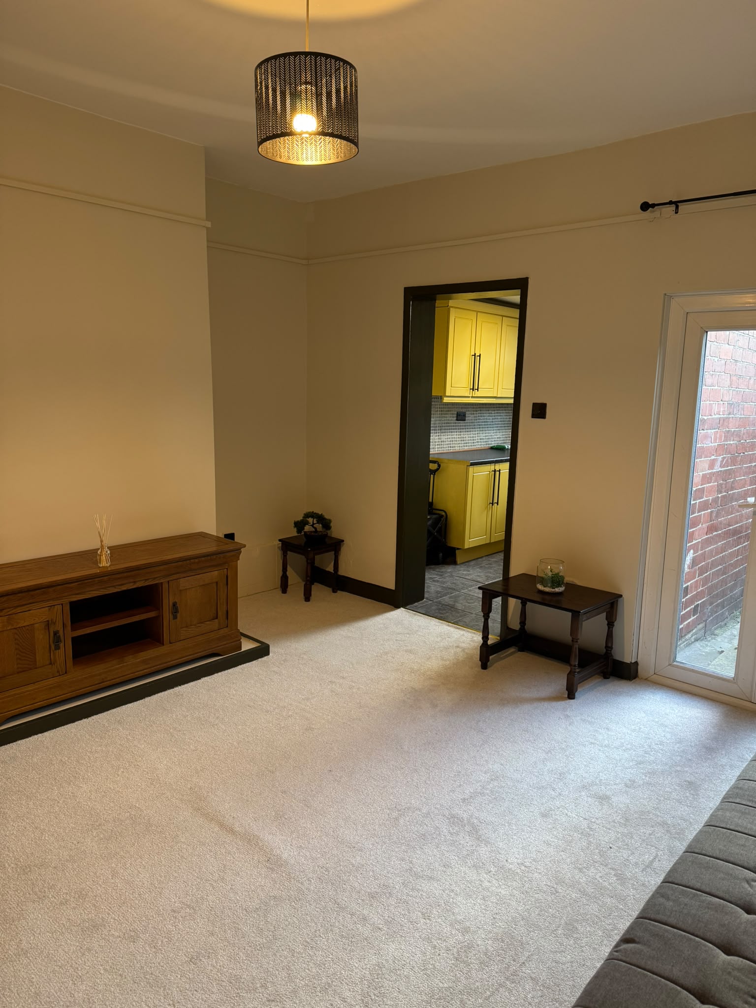 Leeds - Image 7