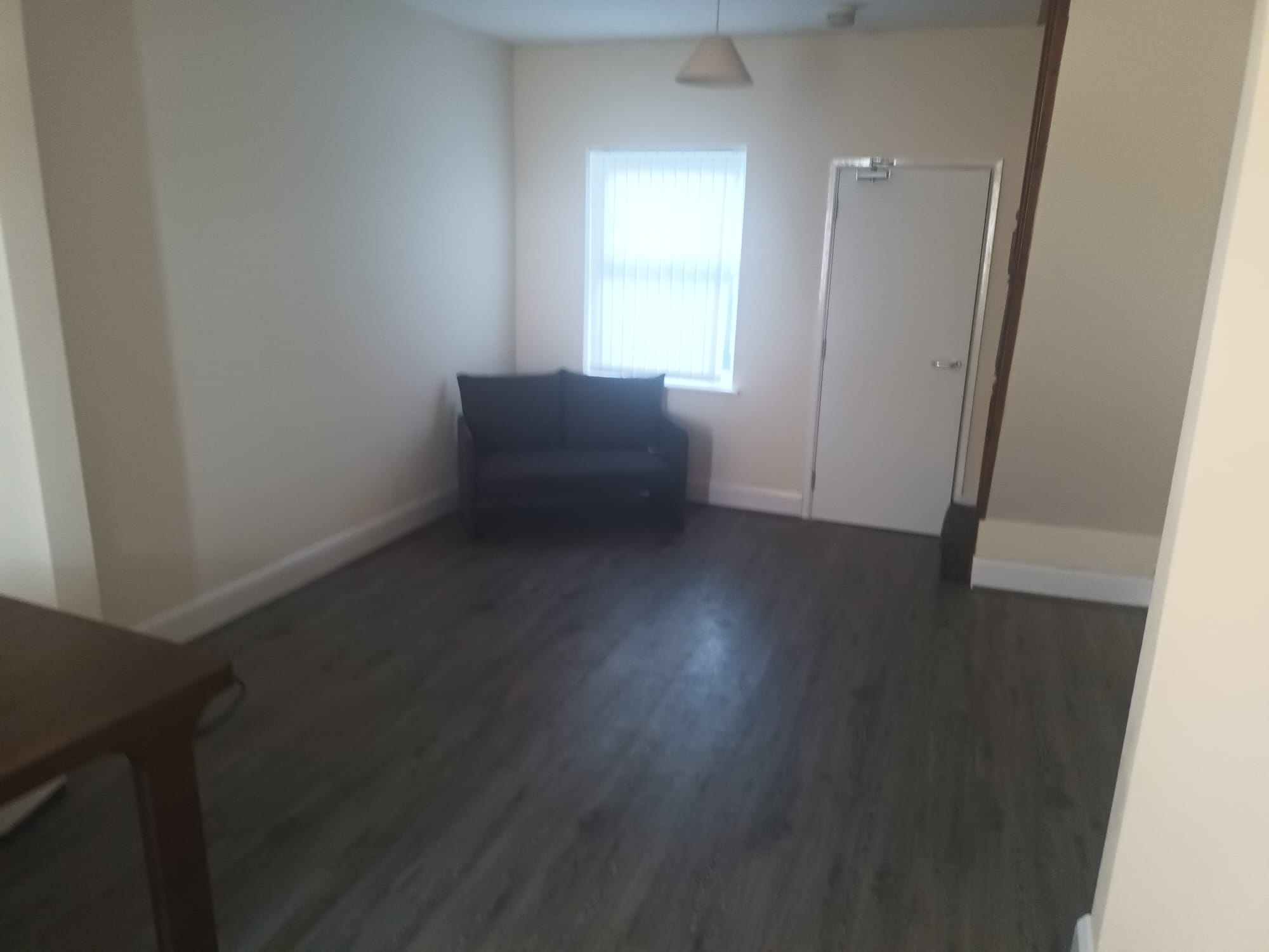 Flat in Burton-On-Trent - Image 11