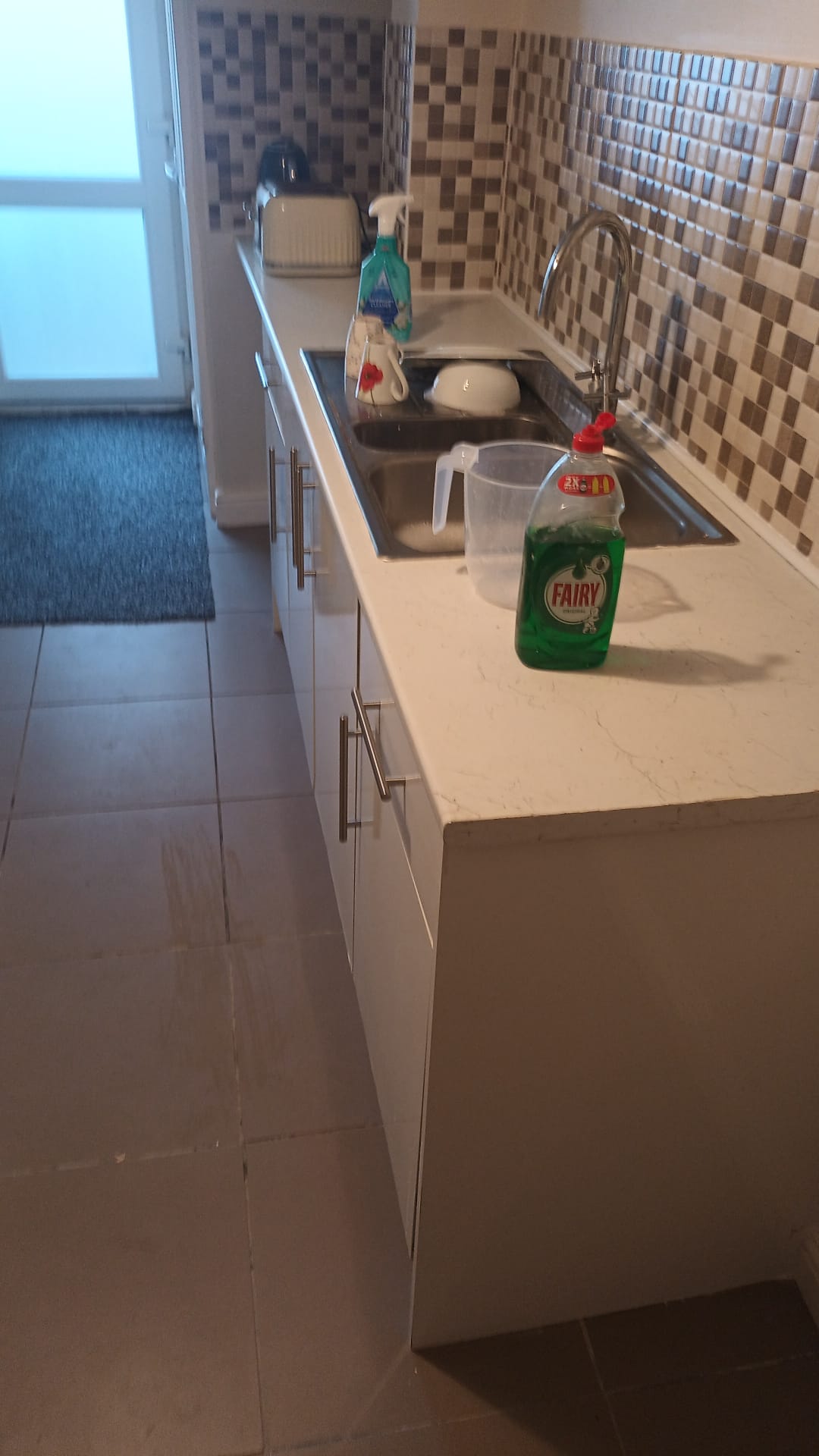 Flat in Burton-On-Trent - Image 16