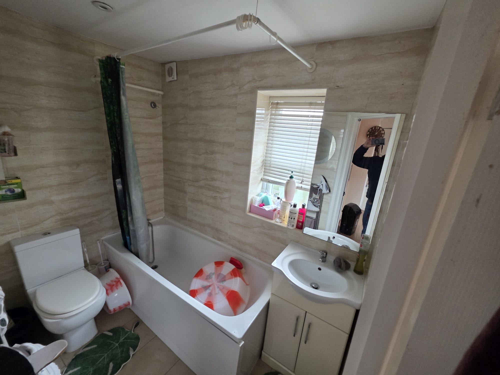 House in Hounslow - Image 2