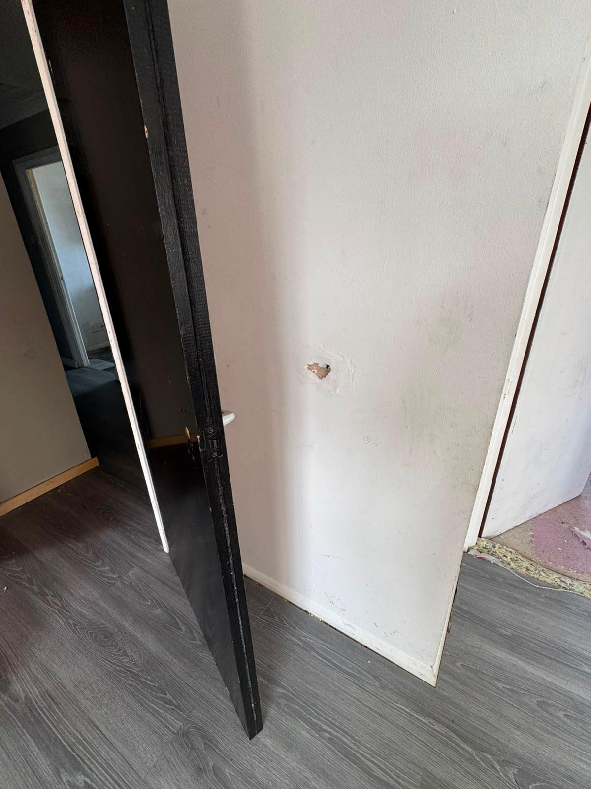 Flat in Sheerness - Image 2