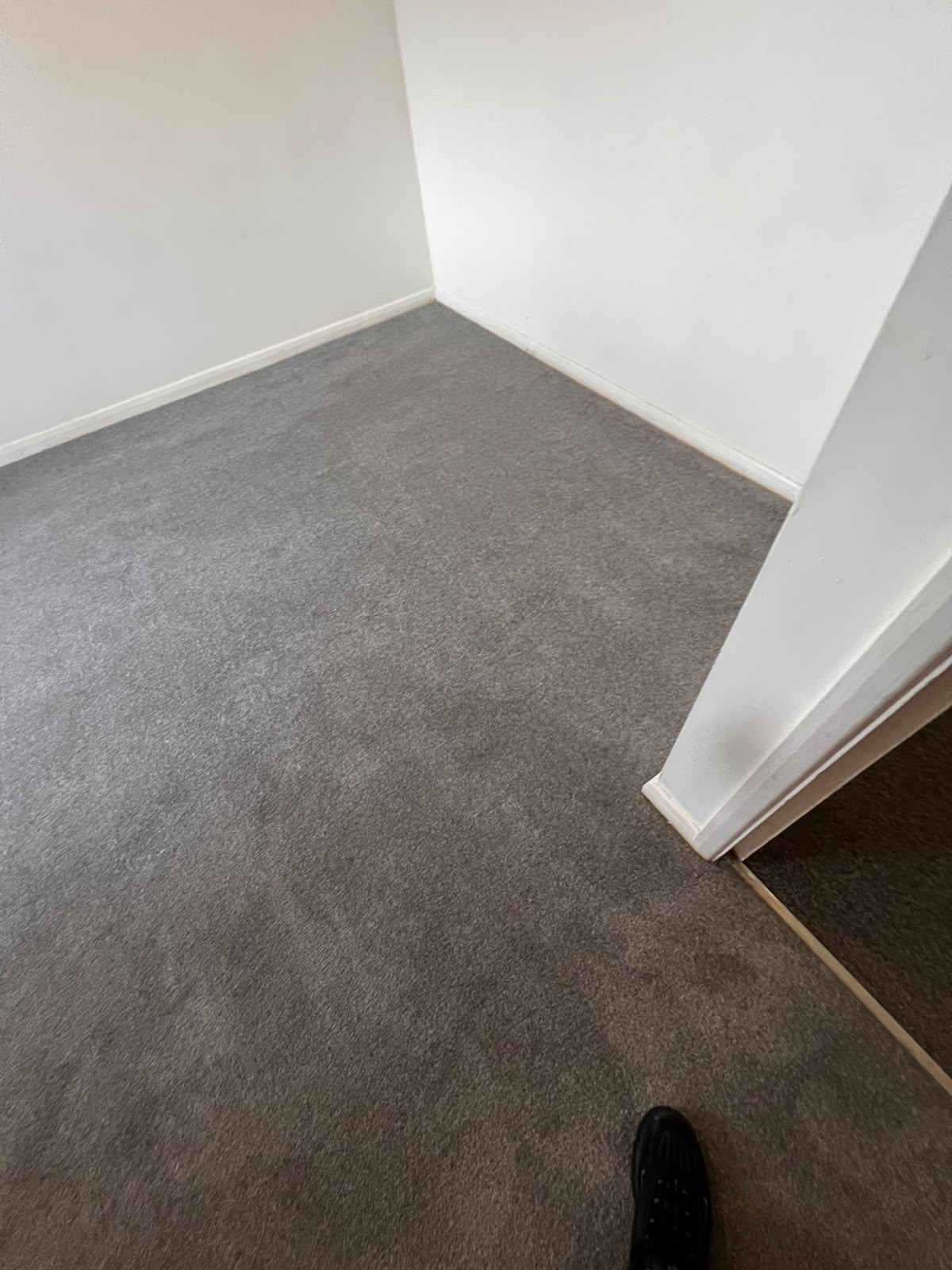 Flat in Sheerness - Image 6