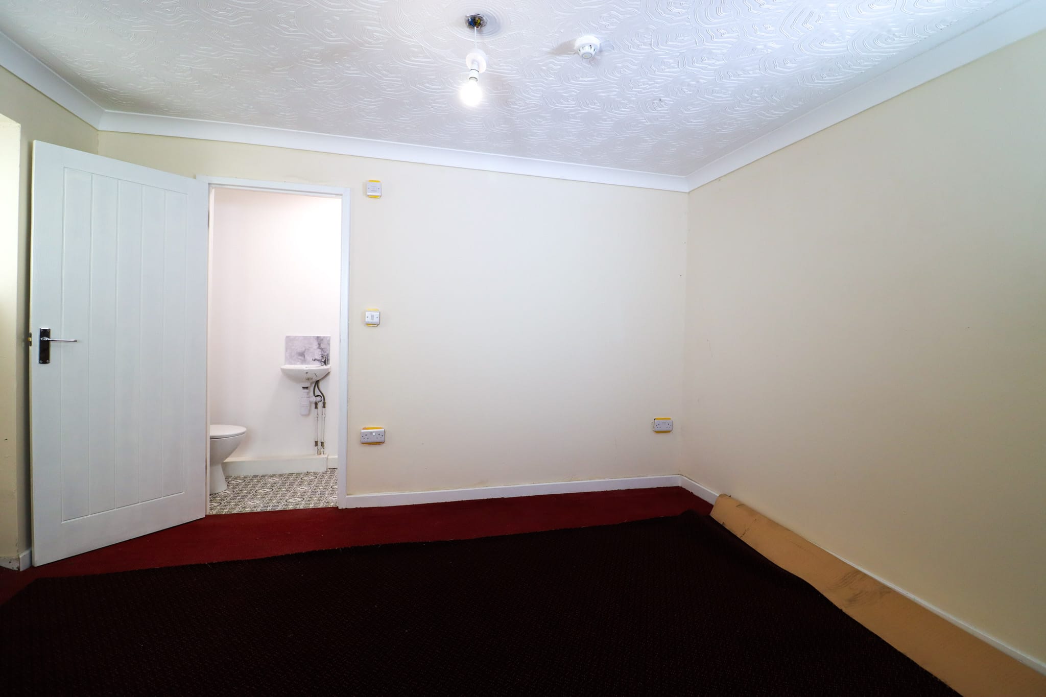 House in Clacton-On-Sea - Image 14