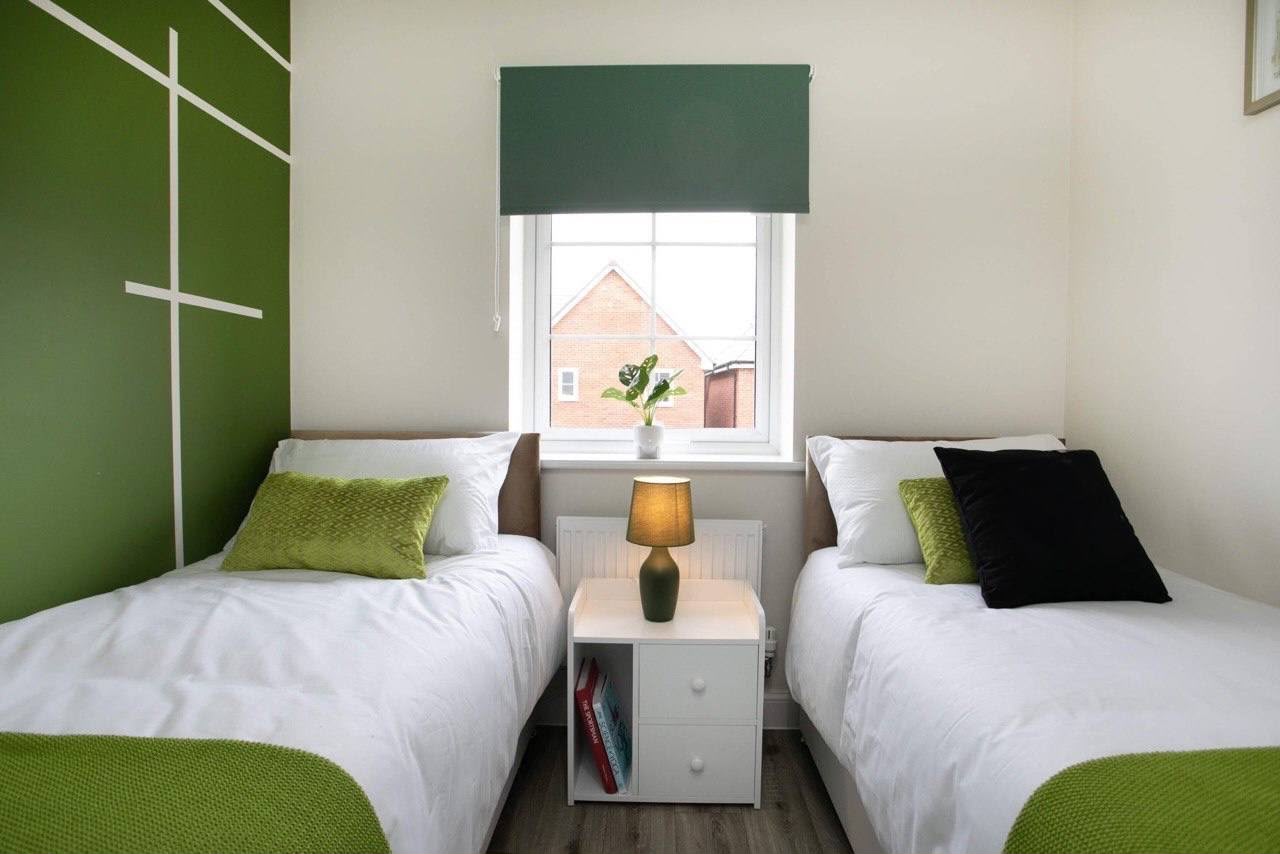 Semi-Detached in Rugby - Image 4
