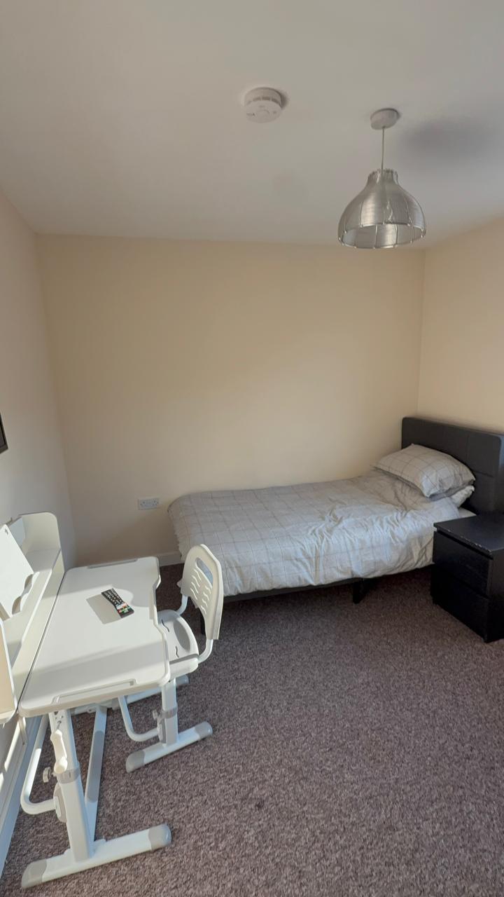 House in Sittingbourne - Image 6