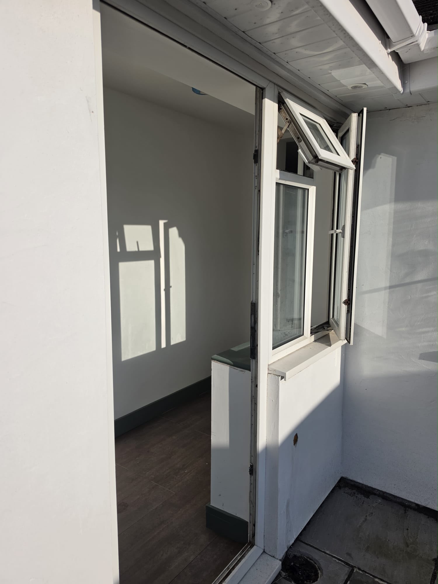 House in Southampton - Image 14