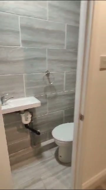 Slough - Image 5