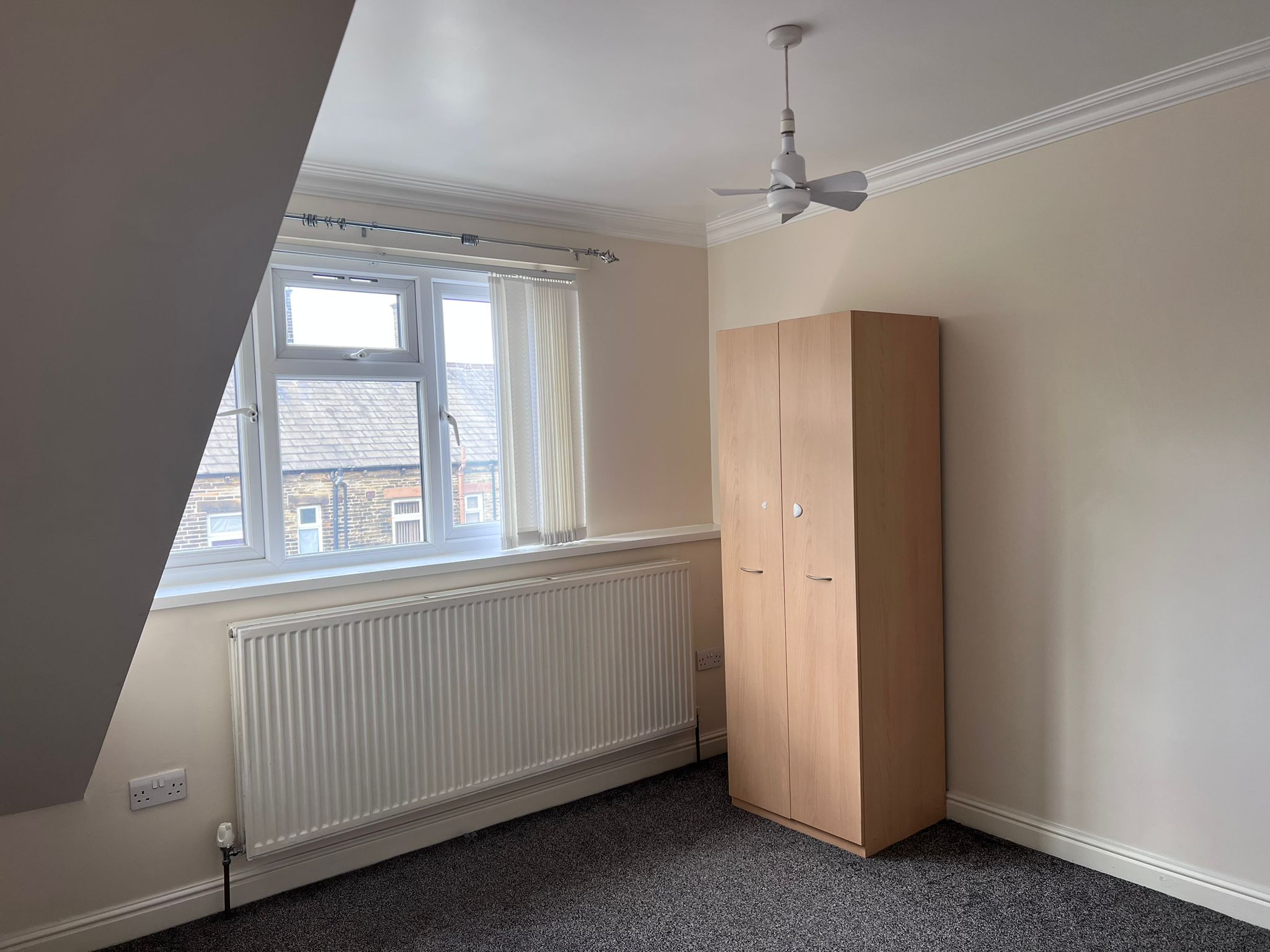Bradford - Image 8