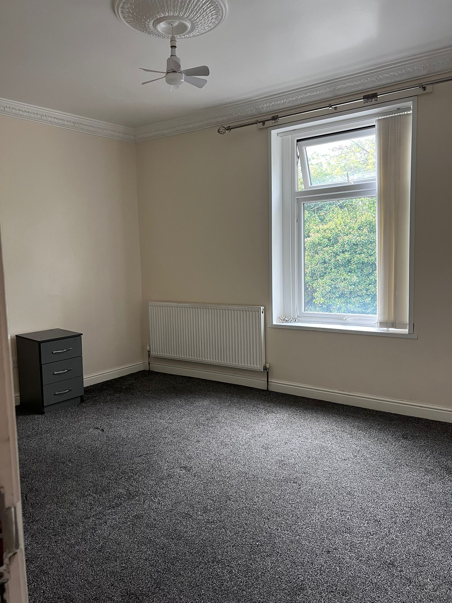 Bradford - Image 14