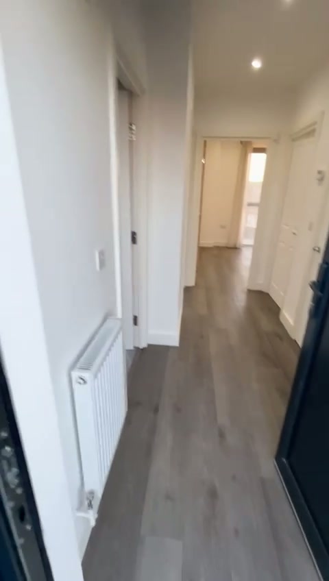 Flat in London - Image 12