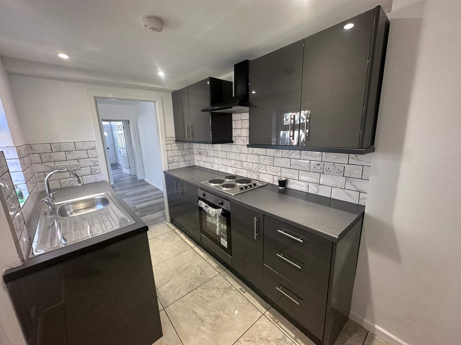 House in Nottingham - Image 6