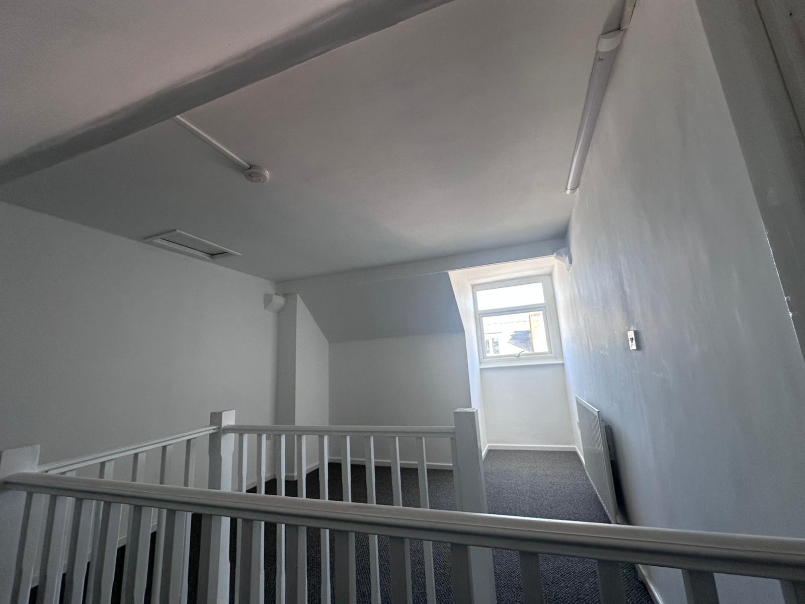 House in Nottingham - Image 8