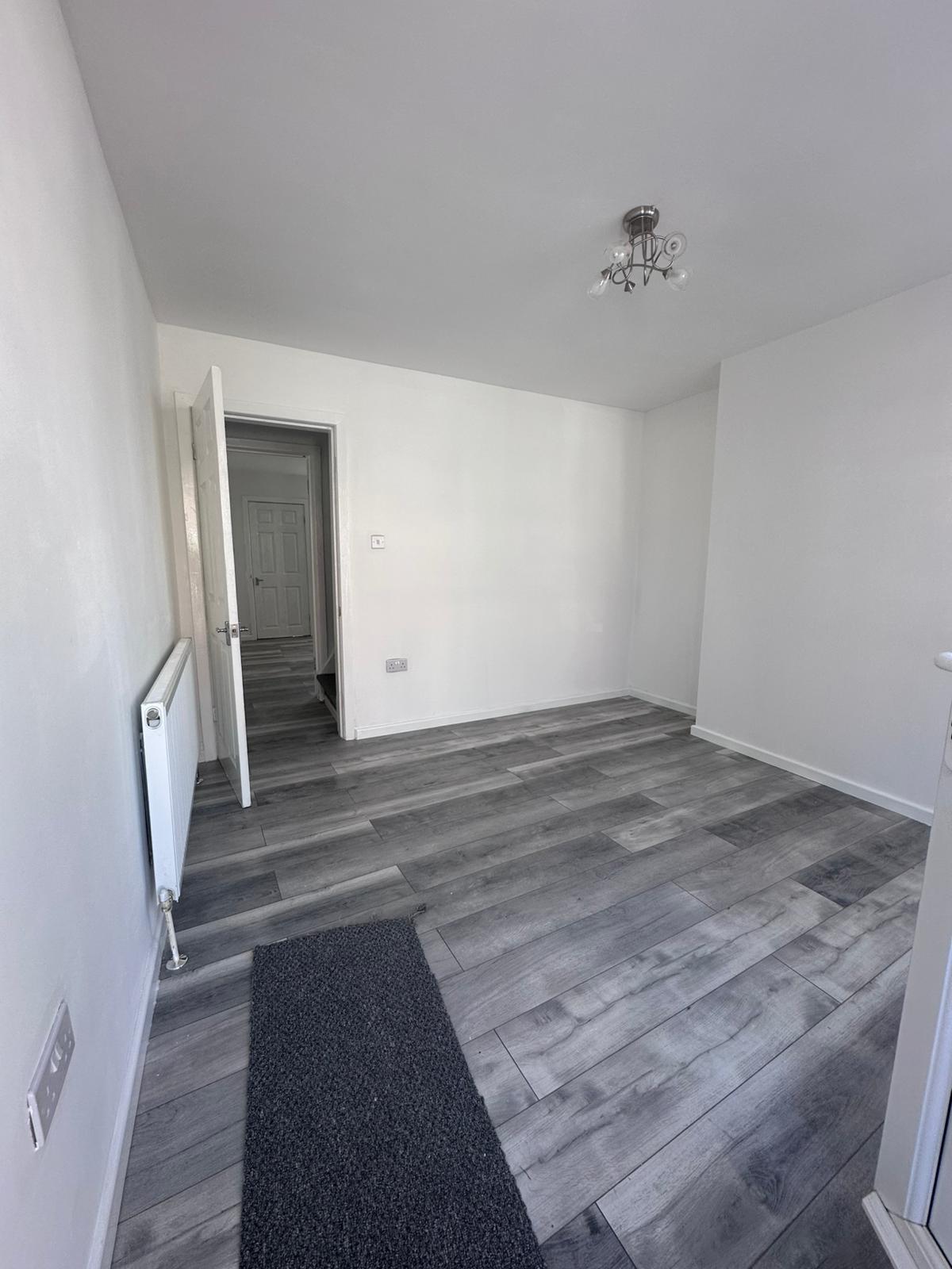 House in Nottingham - Image 10